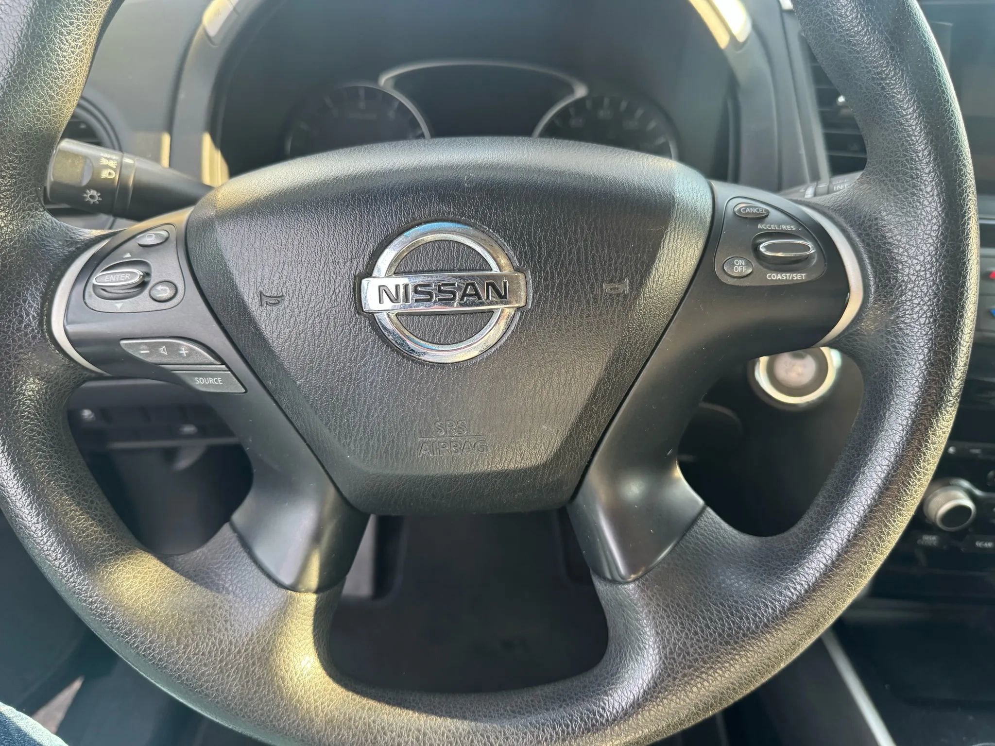 Used 2015 Nissan Pathfinder S image 30