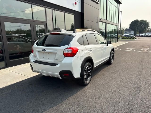 Used 2016 Subaru Crosstrek 2.0i Limited AWD/4WD image 3