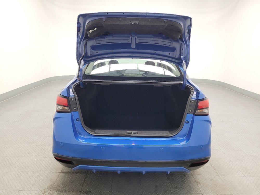 Used 2020 Nissan Versa S image 29