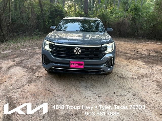 Used 2025 Volkswagen Atlas Cross Sport SEL Premium R-Line AWD/4WD image 2