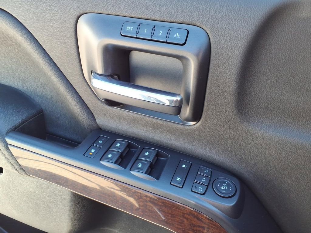 Used 2018 GMC Sierra 1500 SLT w/ SLT Premium Package image 30