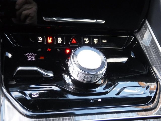 Used 2022 Jeep Wagoneer Series III image 31