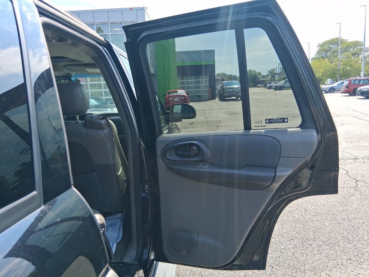 Used 2002 Chevrolet TrailBlazer LTZ AWD/4WD image 13