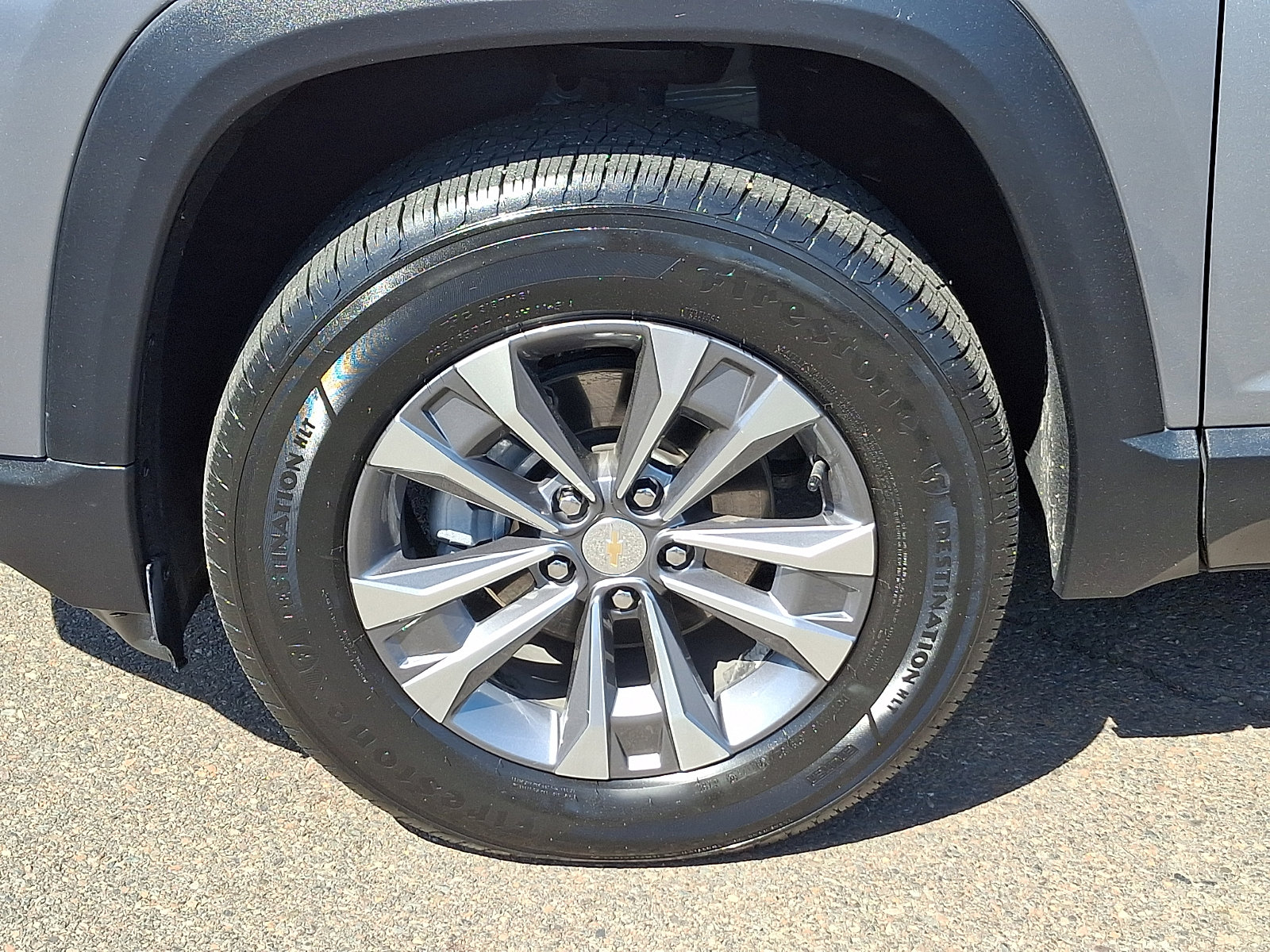 Used 2025 Chevrolet Equinox LT FWD image 8