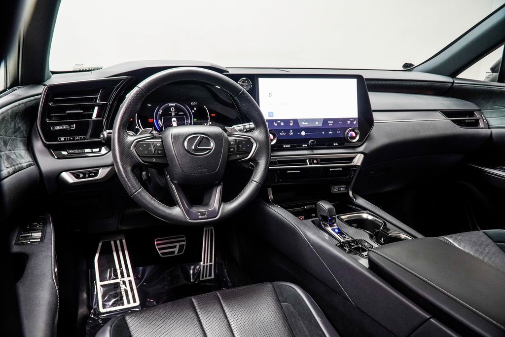 Used 2024 Lexus RX 500h F Sport w/ Cold Area Package image 5