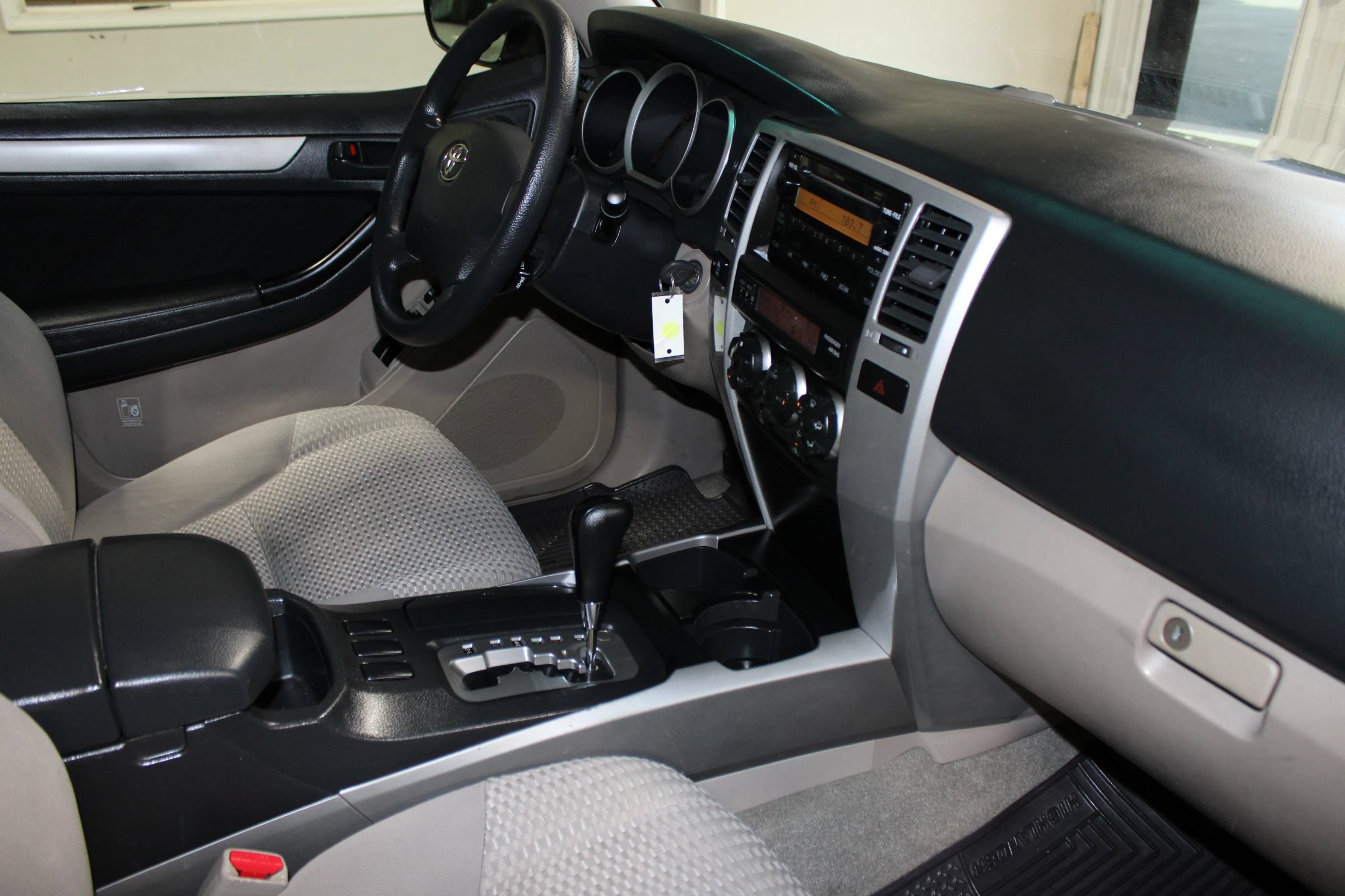 Used 2007 Toyota 4Runner Sport RWD image 24