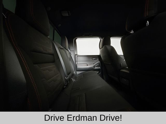 Used 2022 Nissan Frontier Pro-X image 28
