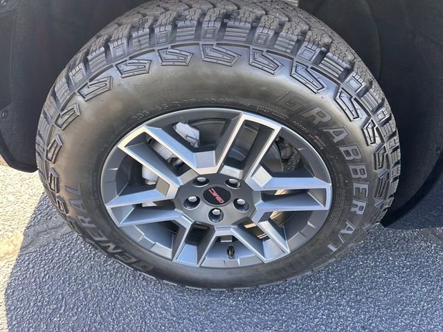 New 2026 GMC Terrain AT4 w/ LPO, Floor Liner Package image 16