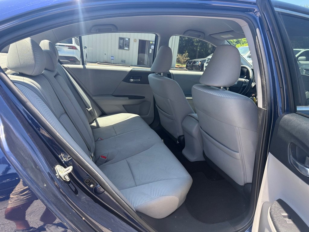 Used 2017 Honda Accord LX image 14