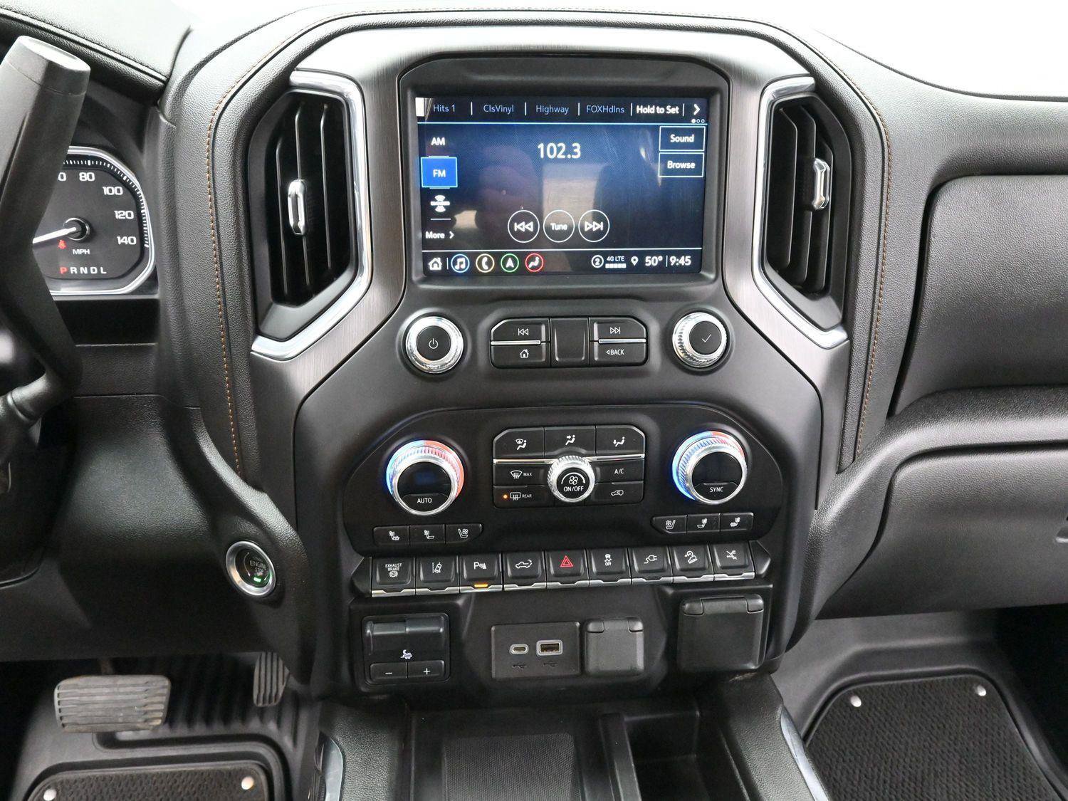 Used 2023 GMC Sierra 3500 AT4 w/ AT4 Premium Plus Package image 21