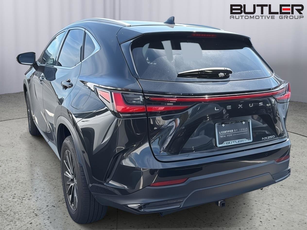 Used 2023 Lexus NX 250 FWD image 10