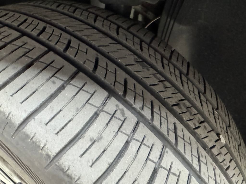 Used 2024 Volkswagen Atlas SE w/ Panoramic Sunroof Package image 29