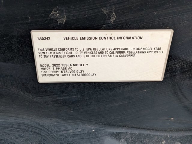 Used 2022 Tesla Model Y Performance AWD/4WD image 23