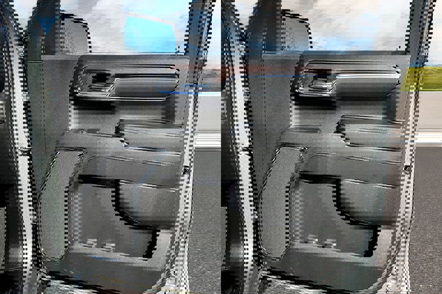 Used 2024 GMC Sierra 1500 SLT image 20