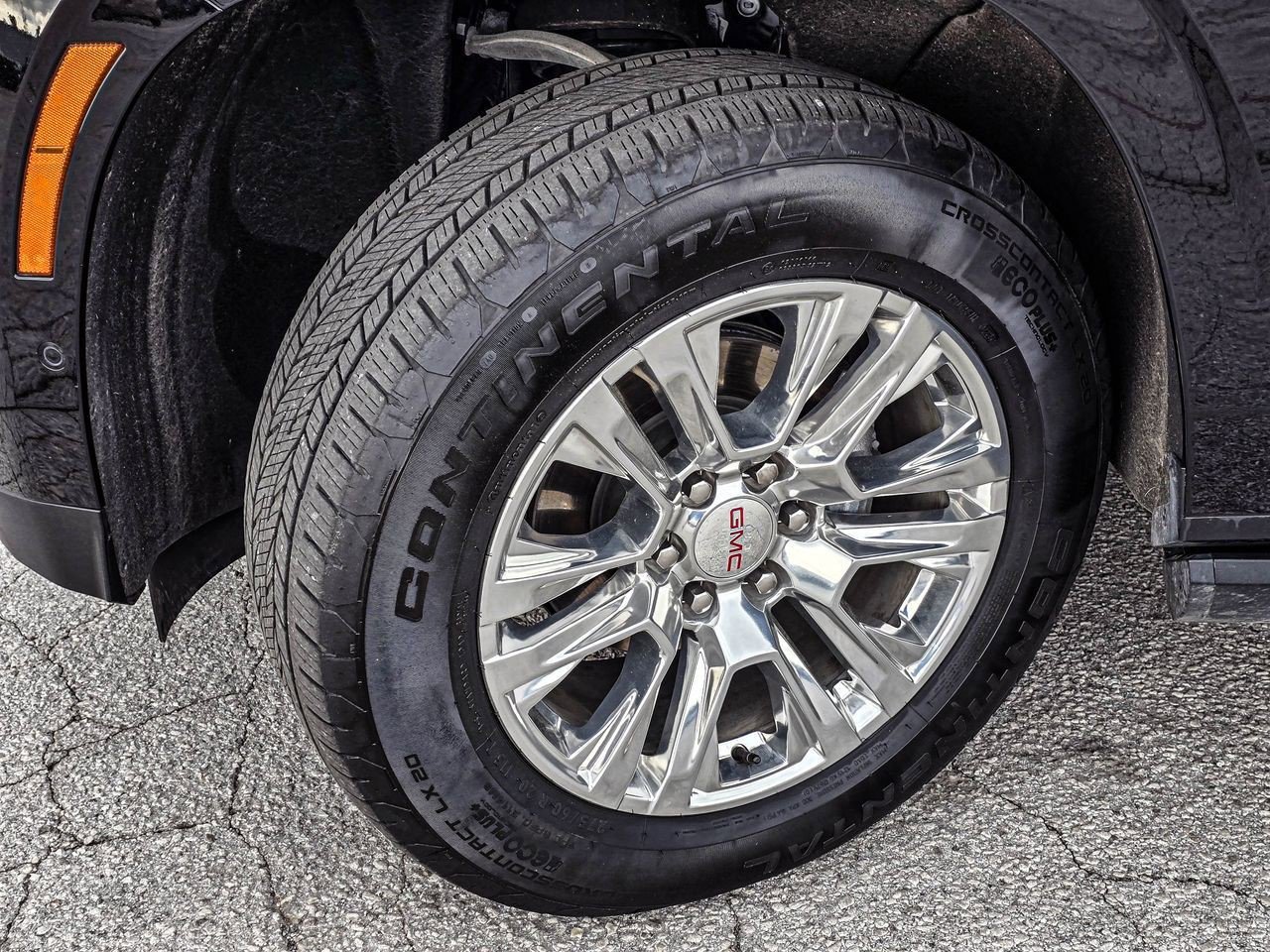 Certified 2025 GMC Yukon XL Denali w/ Sun & Power Step Package AWD/4WD image 10