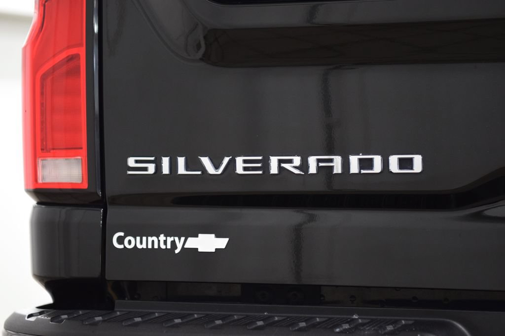Used 2024 Chevrolet Silverado 3500 High Country w/ Technology Package AWD/4WD image 28