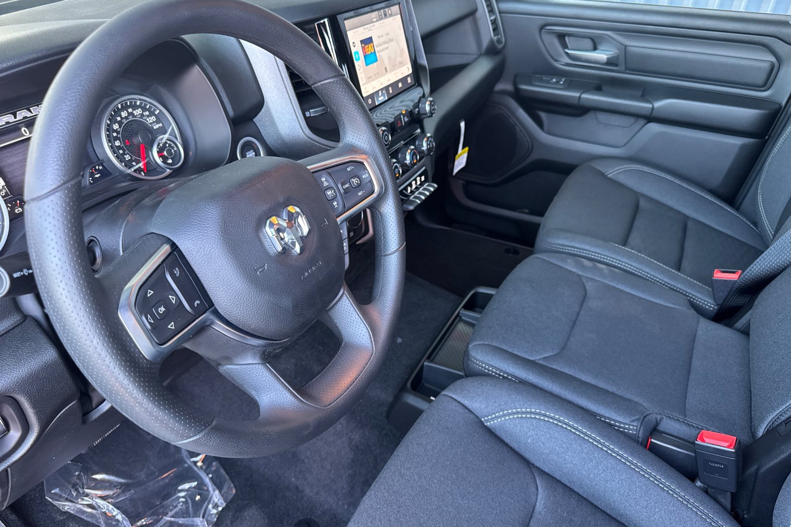 New 2026 RAM 1500 Warlock AWD/4WD image 9