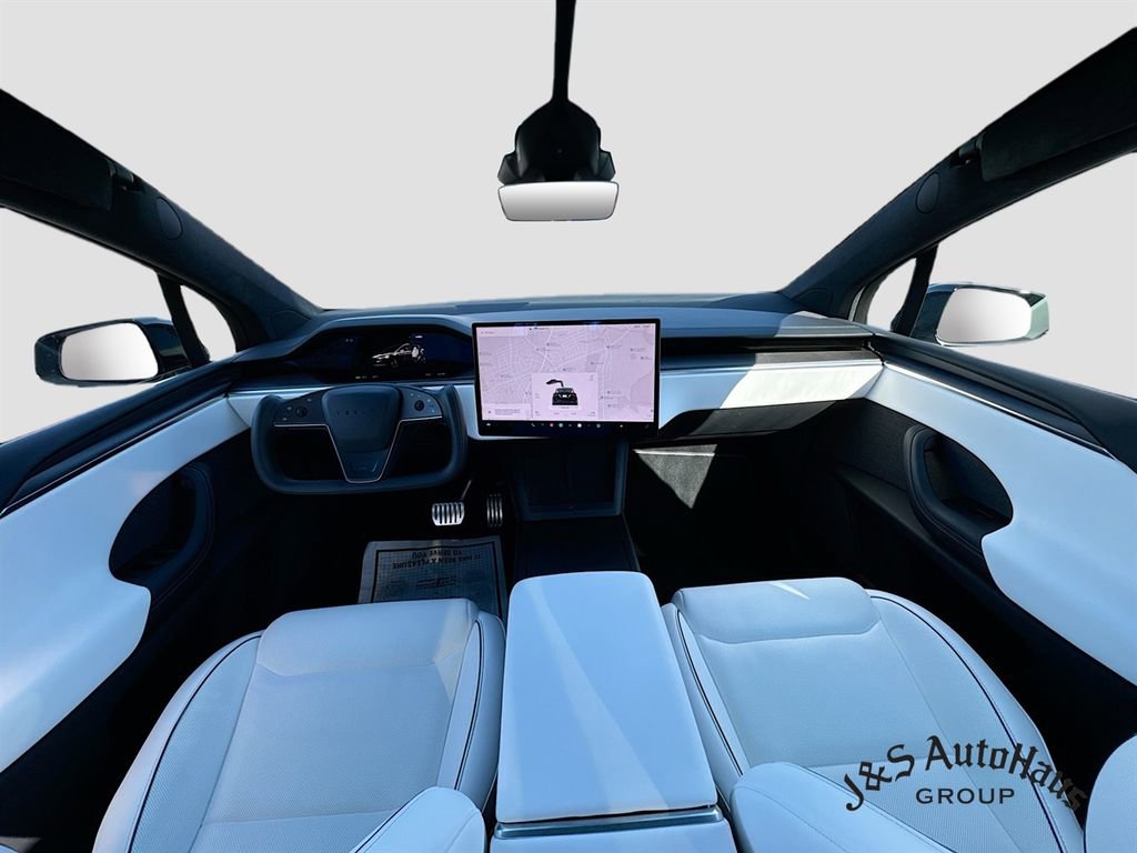 Used 2025 Tesla Model X Plaid image 28