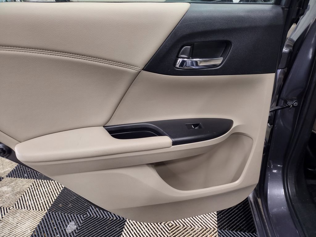 Used 2014 Honda Accord EX-L image 24