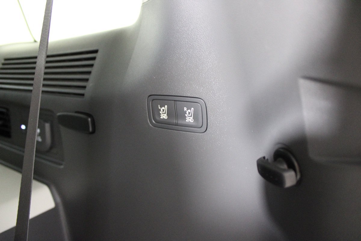 Used 2025 Hyundai Santa Fe Calligraphy FWD image 42