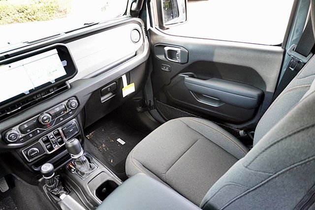 New 2026 Jeep Wrangler Unlimited Sport S image 27