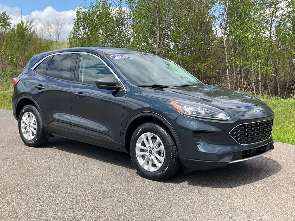 Used 2022 Ford Escape SE w/ Convenience Package AWD/4WD image 1