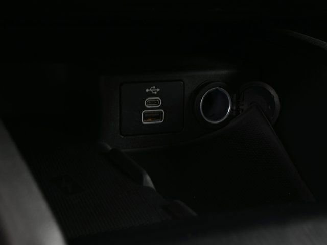 Used 2024 Ford Escape ST-Line Elite w/ Premium Technology Package image 21