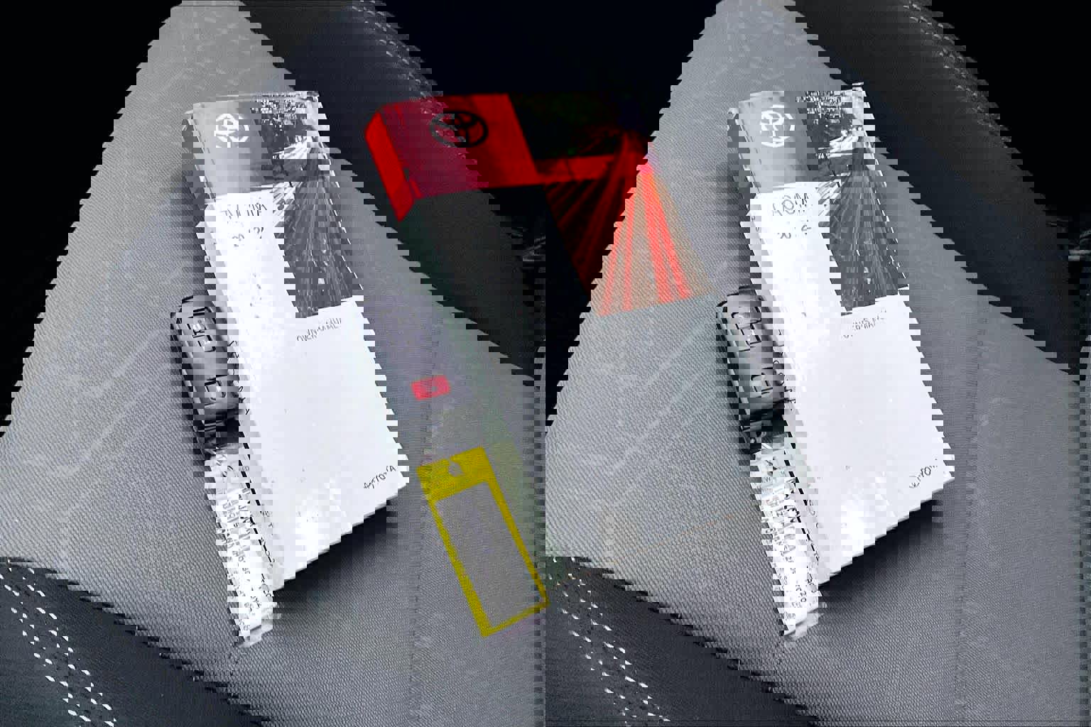 Certified 2022 Toyota Tacoma TRD Off-Road image 14