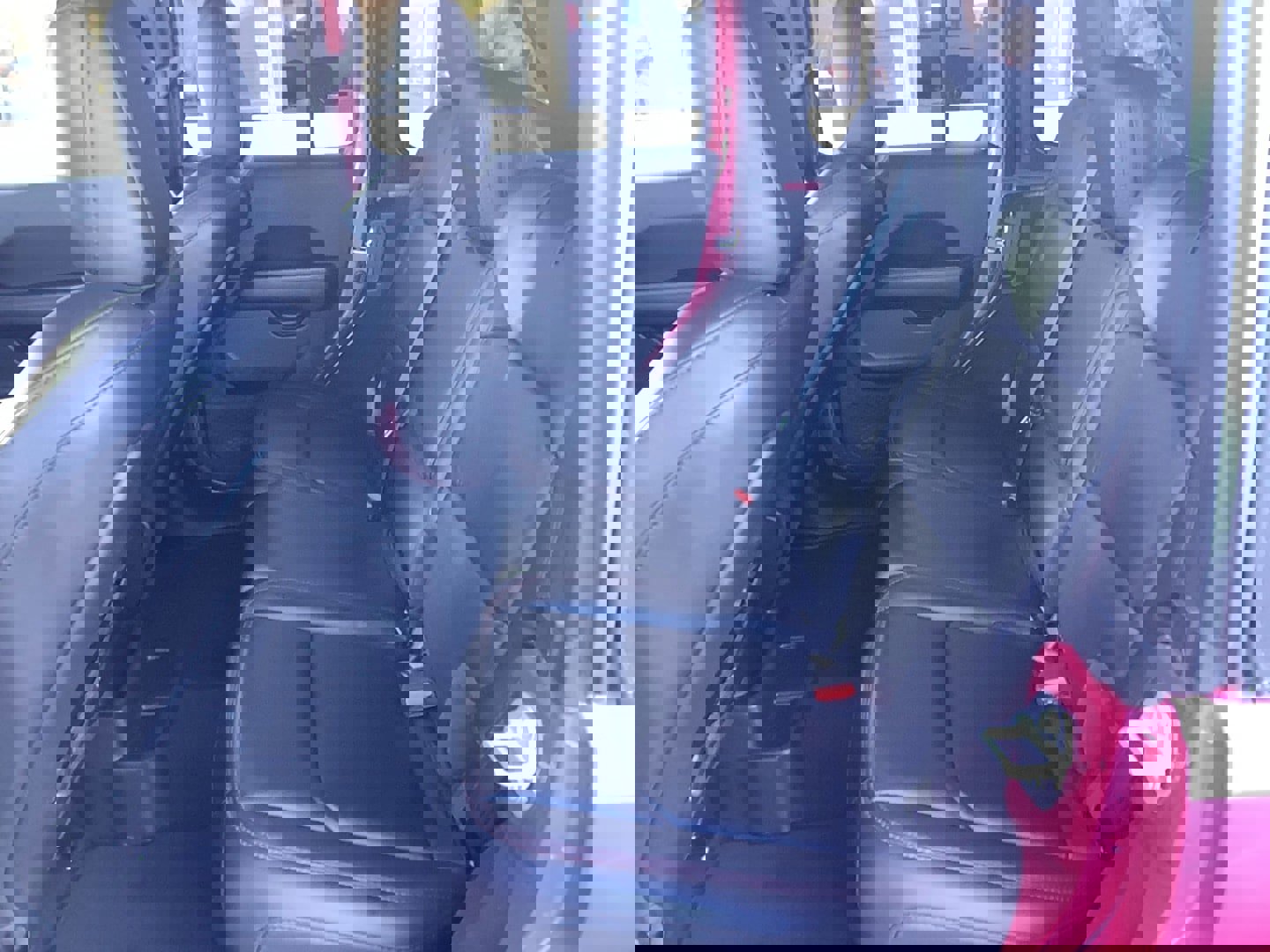 Certified 2024 Jeep Wrangler Unlimited Rubicon w/ Convenience Group image 8