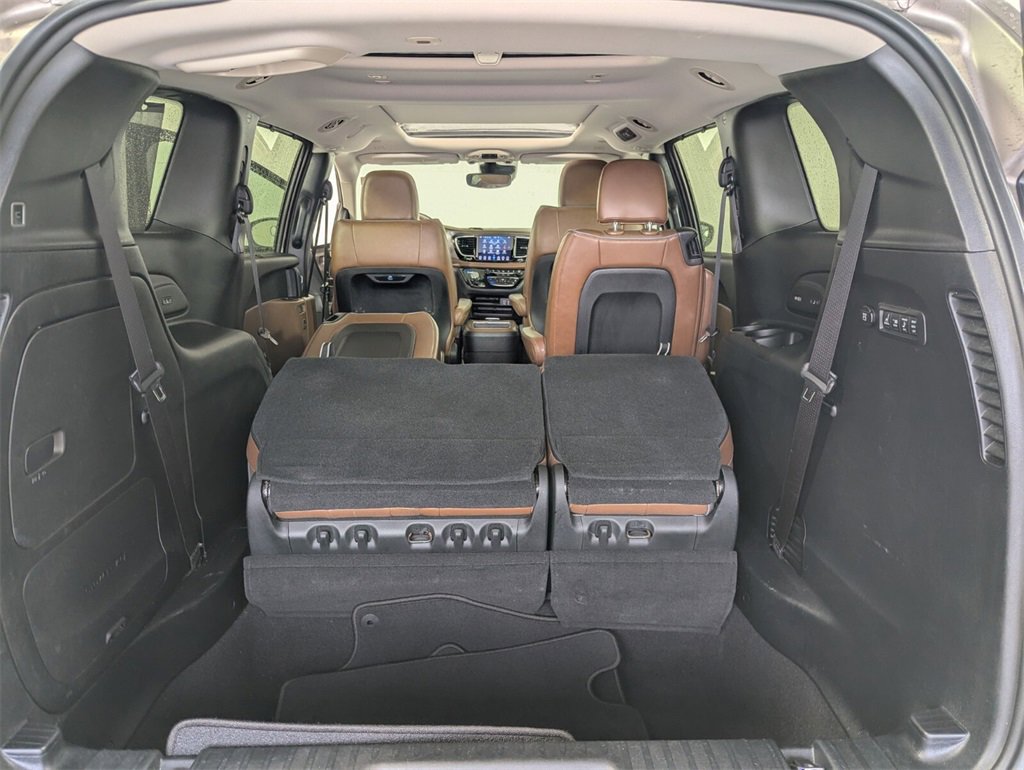 Used 2018 Chrysler Pacifica Limited w/ Advanced Safetytec Group image 26