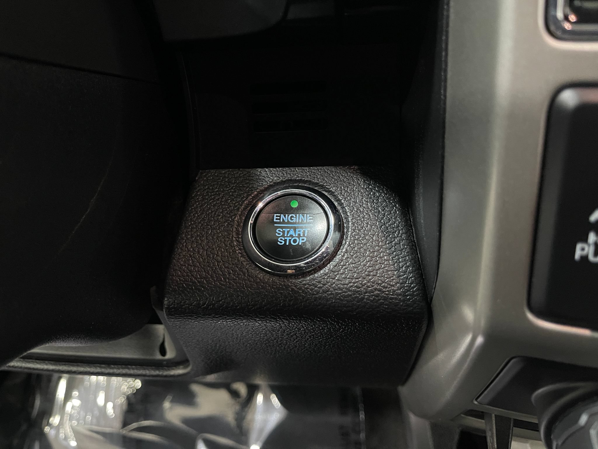 Used 2018 Ford F150 Lariat w/ Equipment Group 501A Mid AWD/4WD image 20