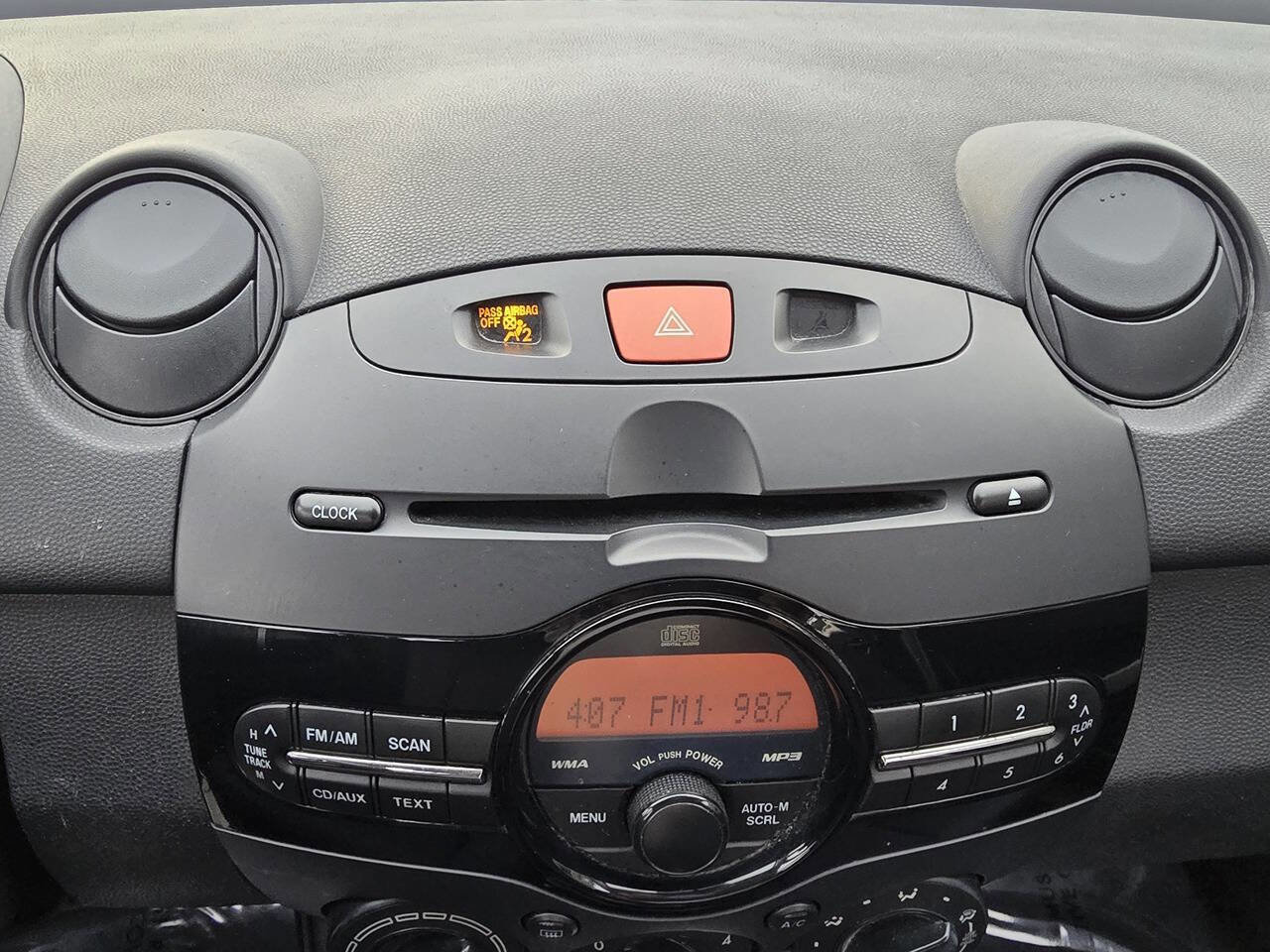 Used 2012 MAZDA MAZDA2 Sport image 25