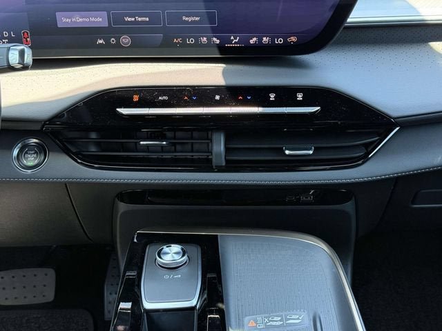 New 2026 Buick Enclave Avenir w/ Super Cruise Package AWD/4WD image 18