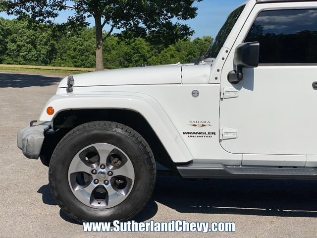 Used 2016 Jeep Wrangler Unlimited Sahara AWD/4WD image 10