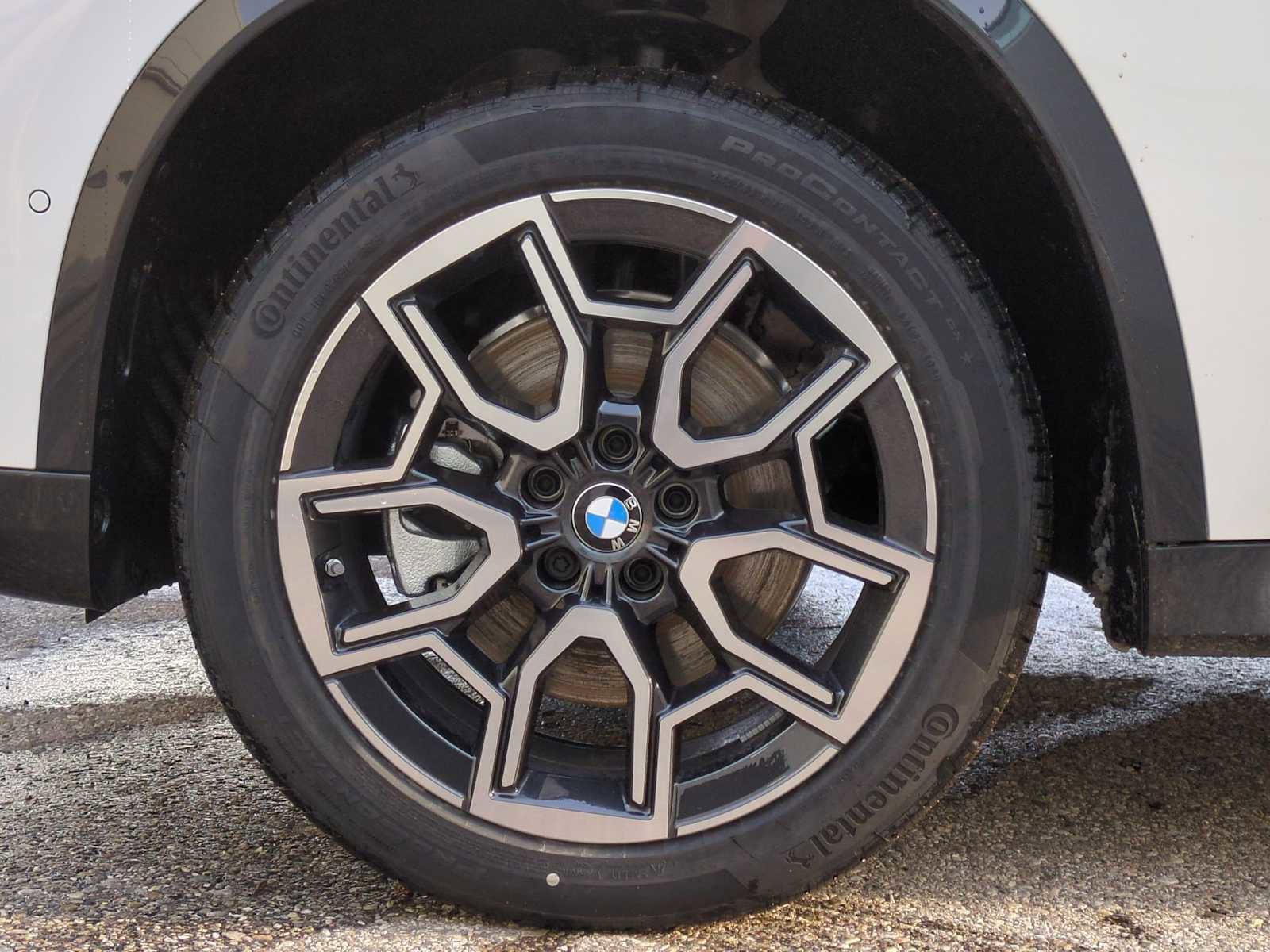 New 2026 BMW X1 xDrive28i w/ Technology Package image 14