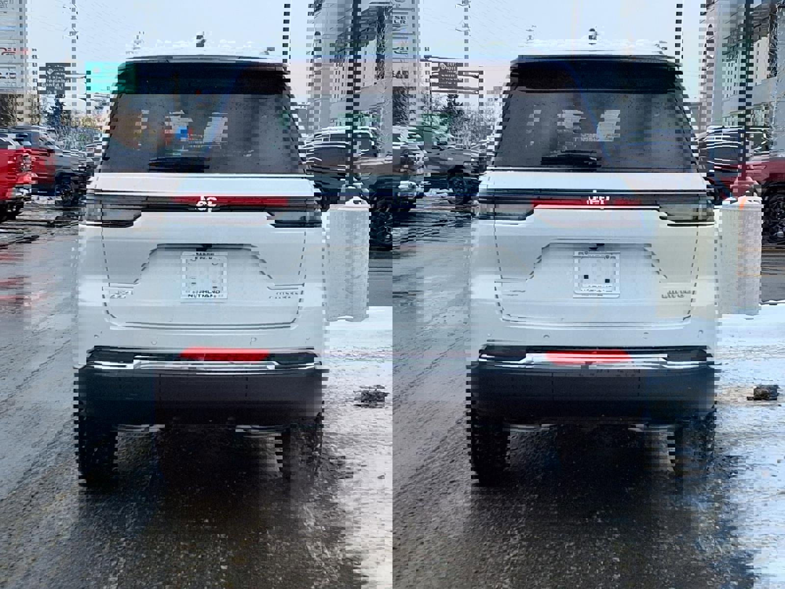 Used 2025 Jeep Grand Cherokee Limited image 23