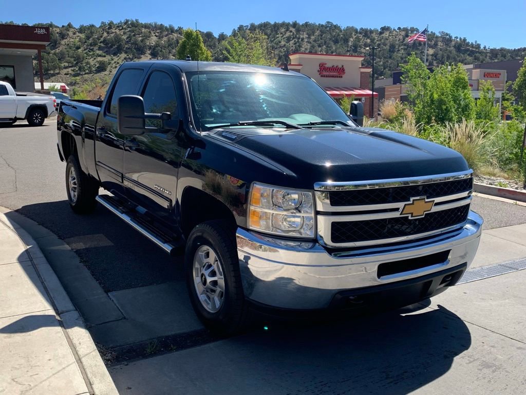 Used 2014 Chevrolet Silverado 2500 LT w/ Convenience Package AWD/4WD image 5