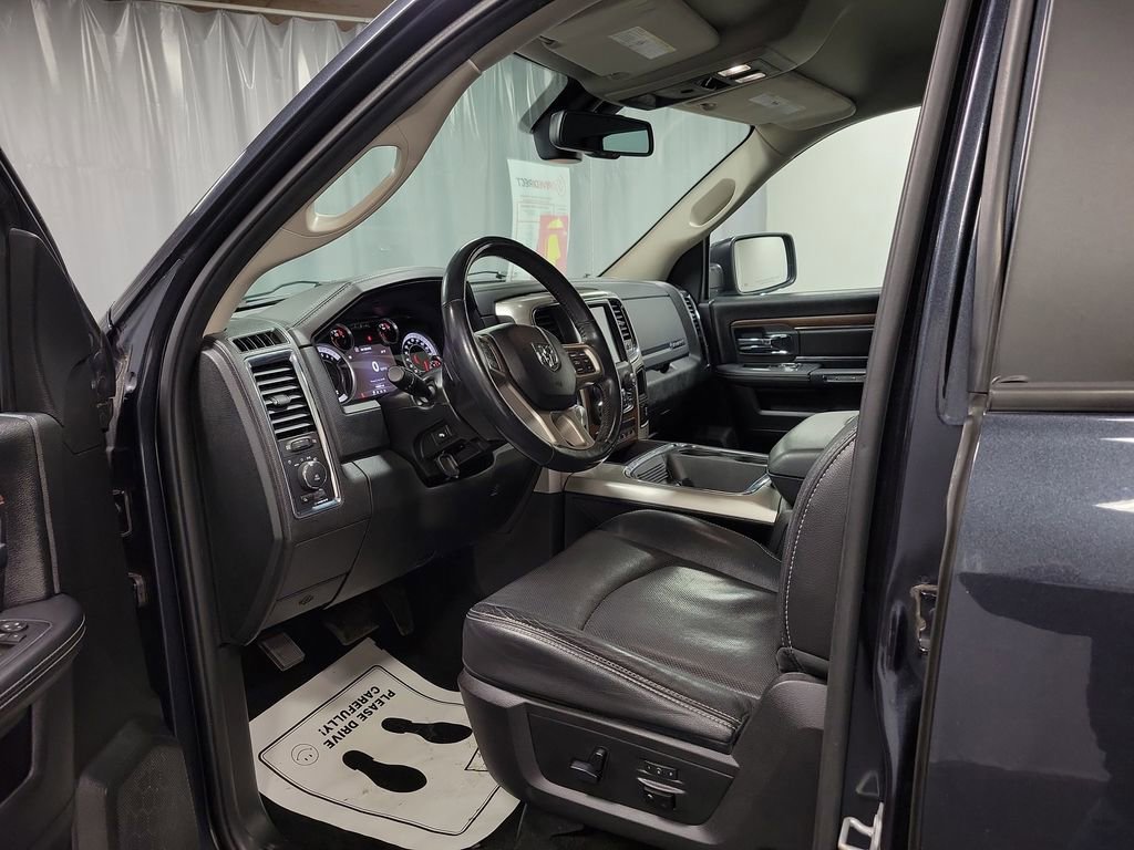 Used 2015 RAM 1500 Laramie w/ Convenience Group image 13