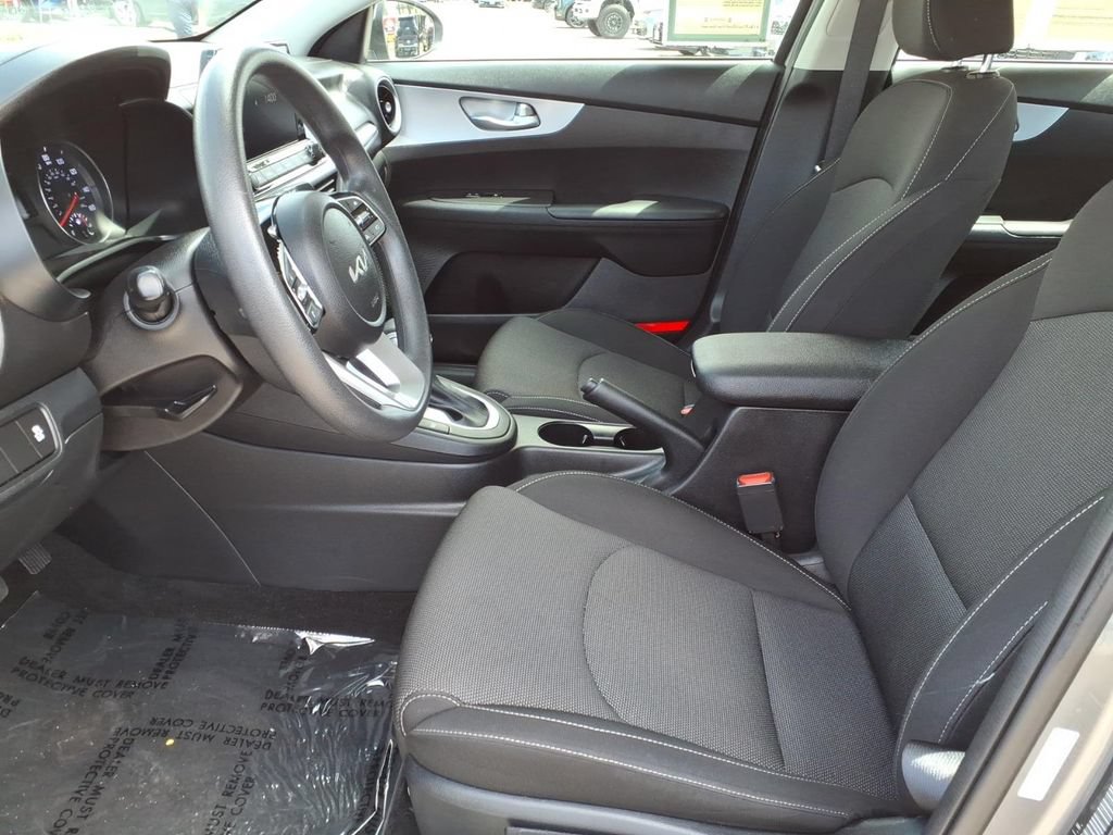 Certified 2024 Kia Forte LXS FWD image 13