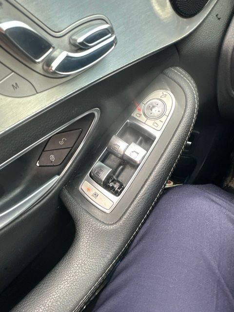 Used 2018 Mercedes-Benz C 300 Sedan image 29