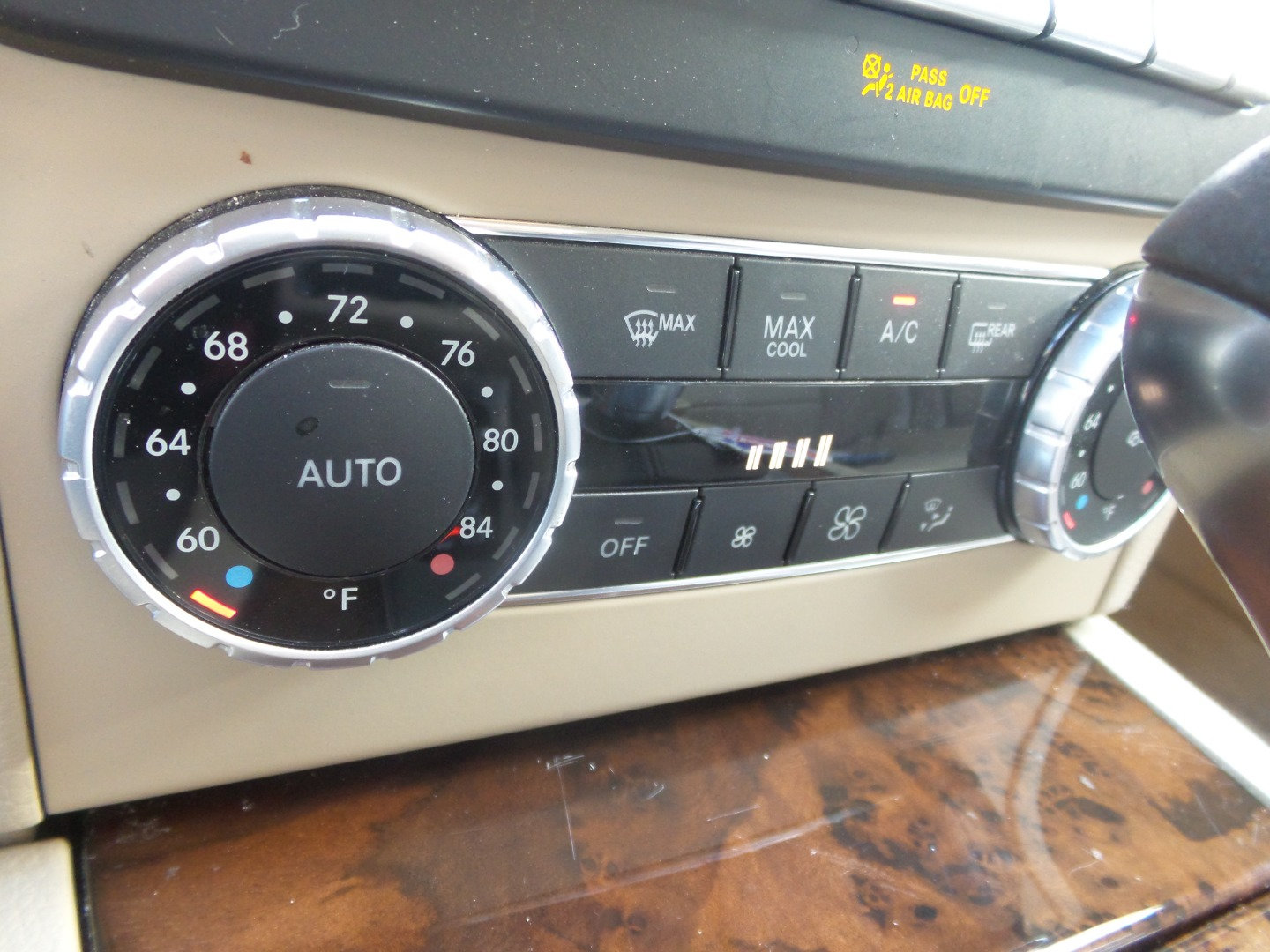 Used 2013 Mercedes-Benz C 250 Sedan image 42