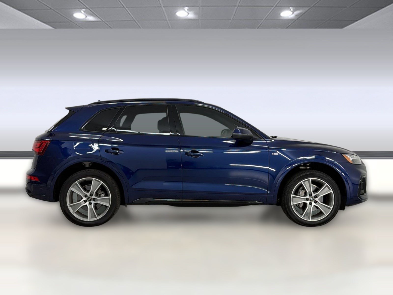 Used 2025 Audi Q5 2.0T Premium AWD/4WD image 8