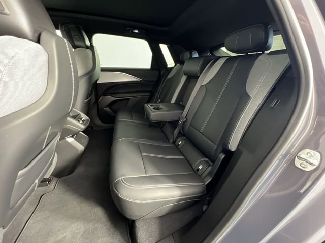 Certified 2024 Cadillac Lyriq Tech image 26