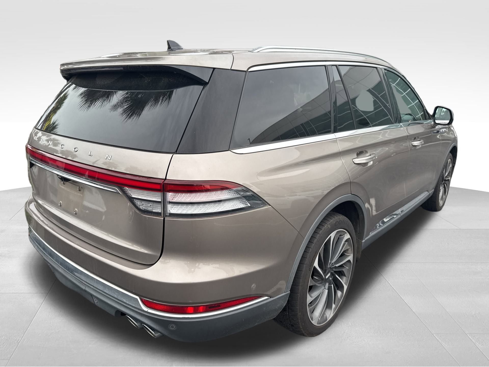 Used 2021 Lincoln Aviator Reserve w/ Equipment Group 202A image 5