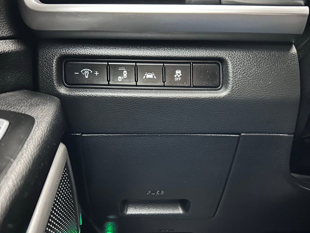 Used 2020 Kia Telluride LX image 21