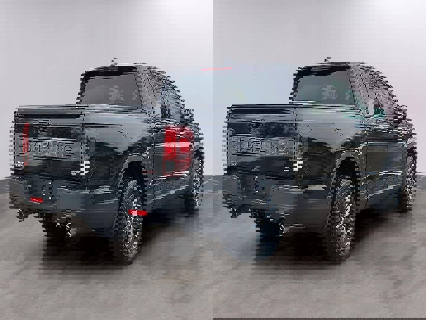 Used 2024 Honda Ridgeline Sport image 9