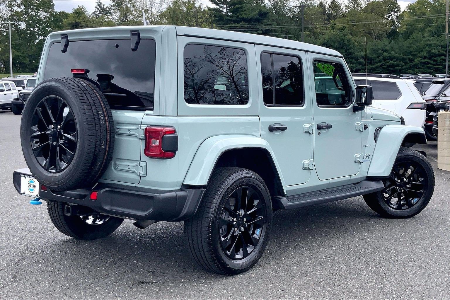 Certified 2023 Jeep Wrangler Unlimited Sahara w/ Cold Weather Group AWD/4WD image 12