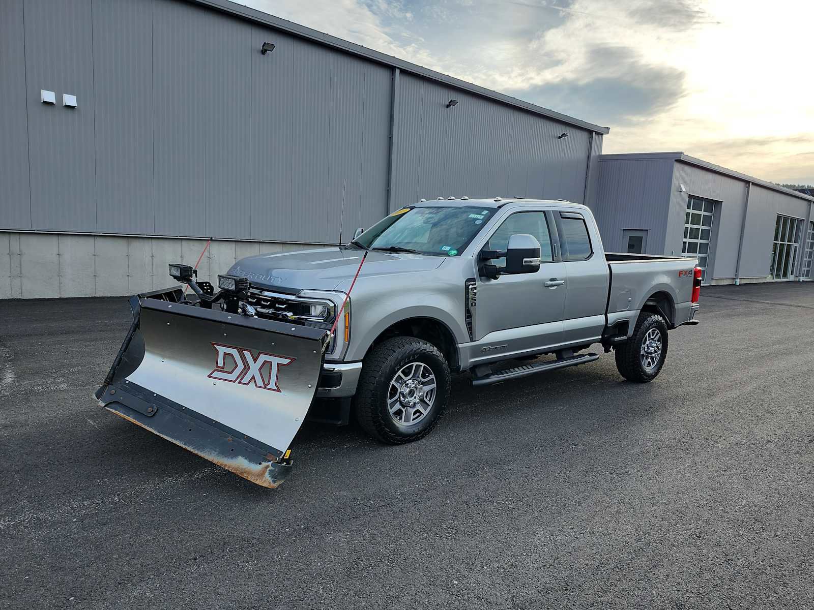 Used 2023 Ford F350 Lariat w/ FX4 Off-Road Package AWD/4WD image 1