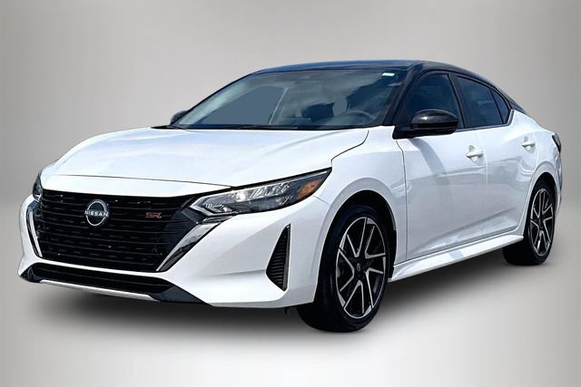 Certified 2025 Nissan Sentra SR w/ Lighting Package FWD image 2
