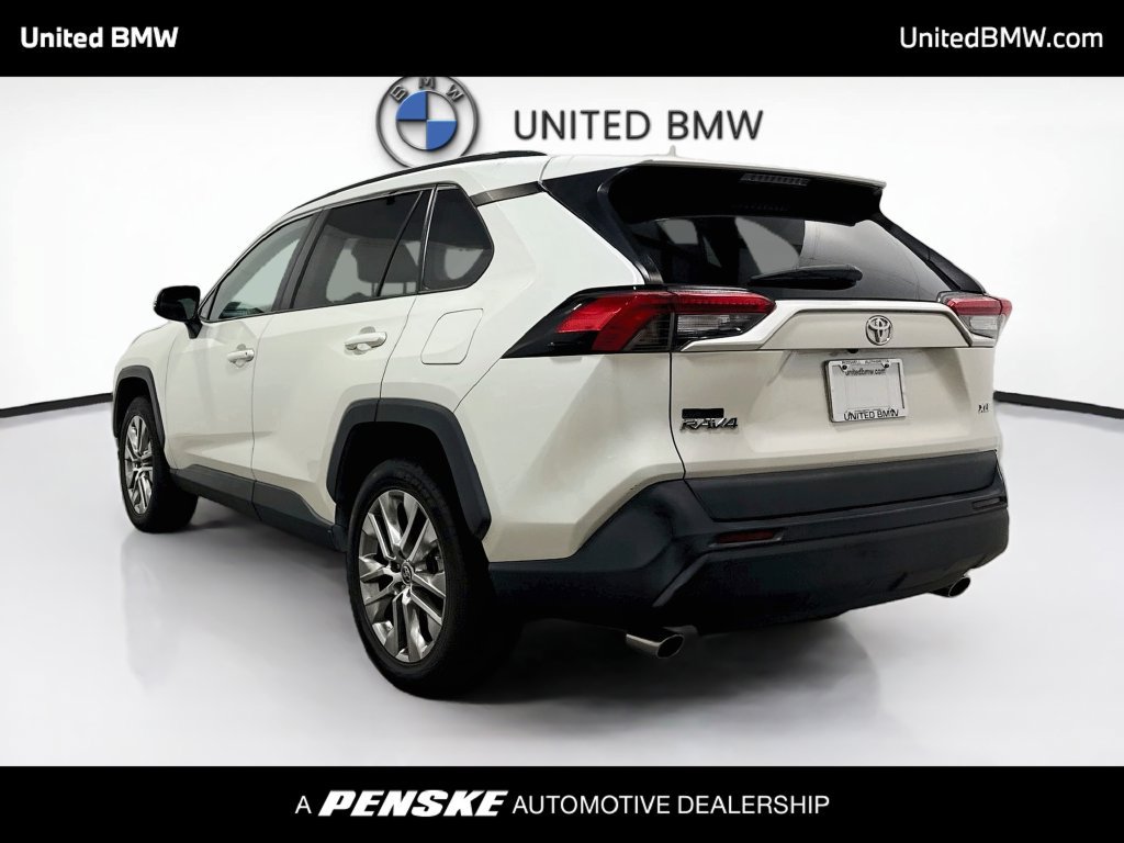 Used 2021 Toyota RAV4 XLE Premium FWD image 7